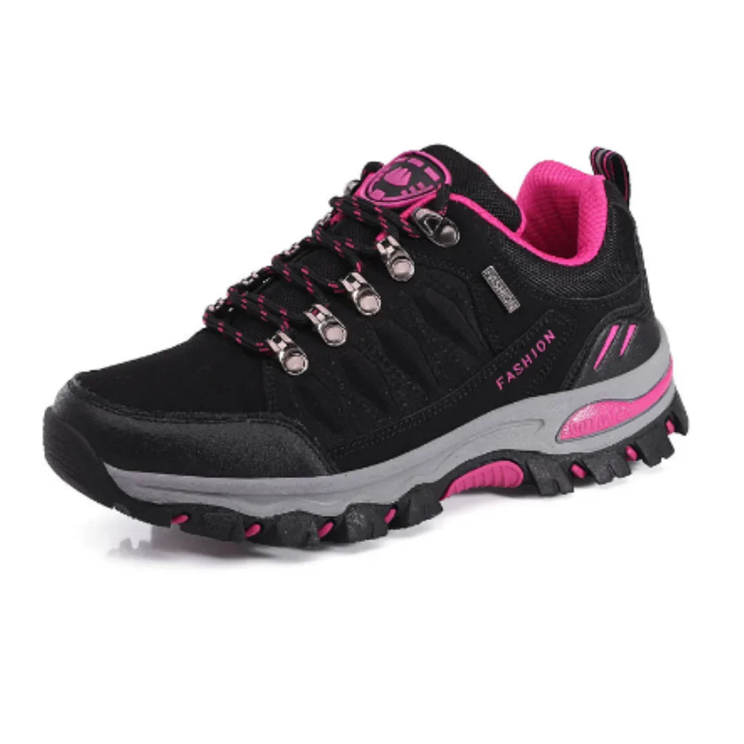 Maxine | Women's Lace Up Grooved Boot