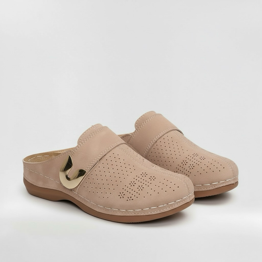 Ilaria | Women's Buckle Strap Grooved Mule