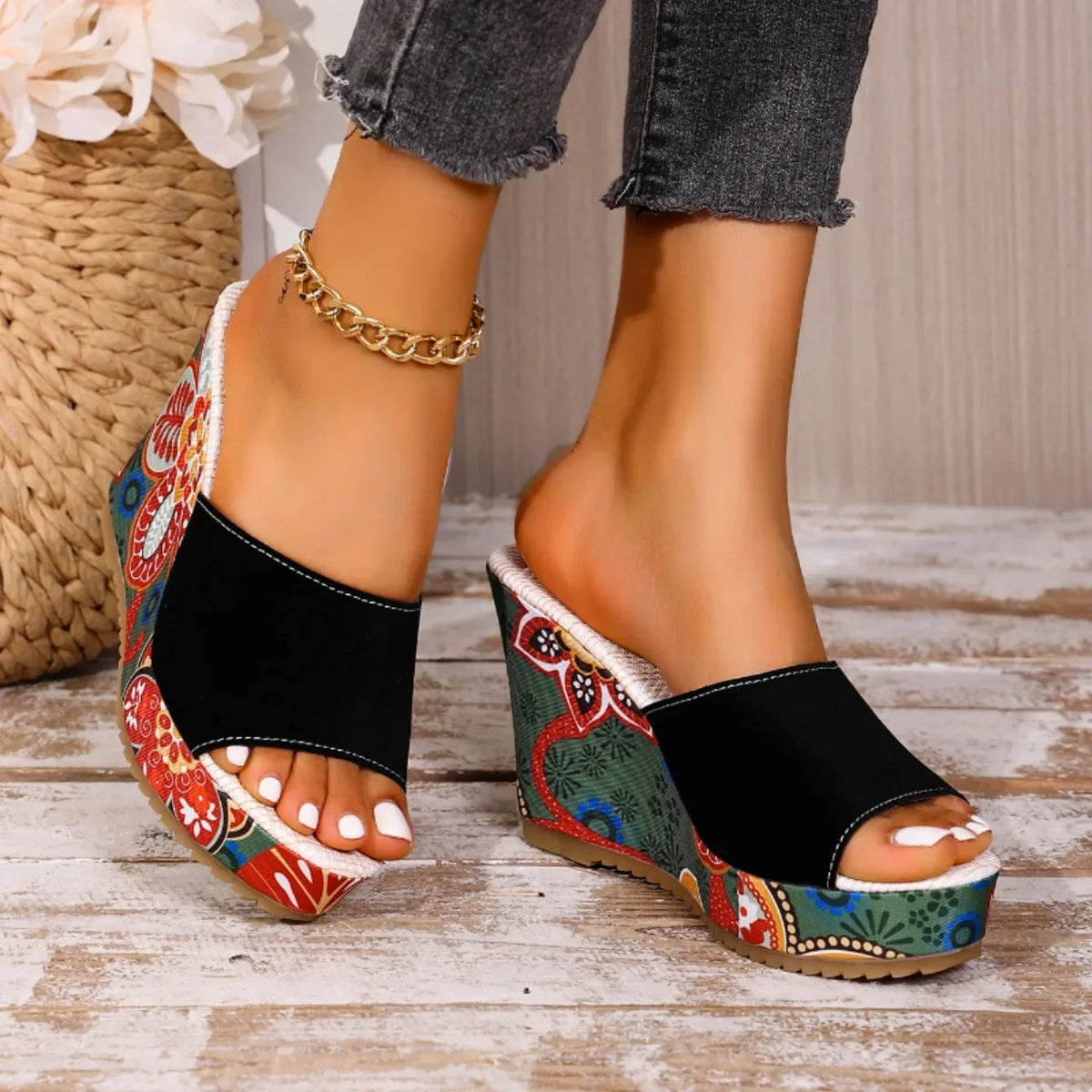 Yolanda | Women's Floral Print Open Toe Mule