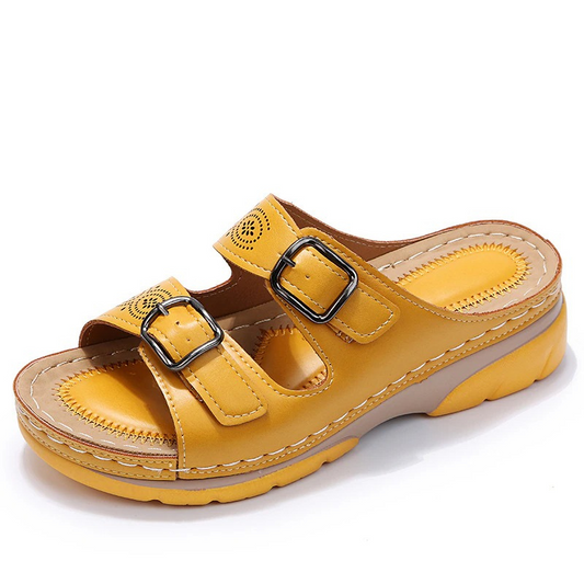 Cordelia | Women's Textured Buckle Strap Slide