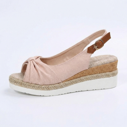 Ylva | Women's Knot Textured Sandal