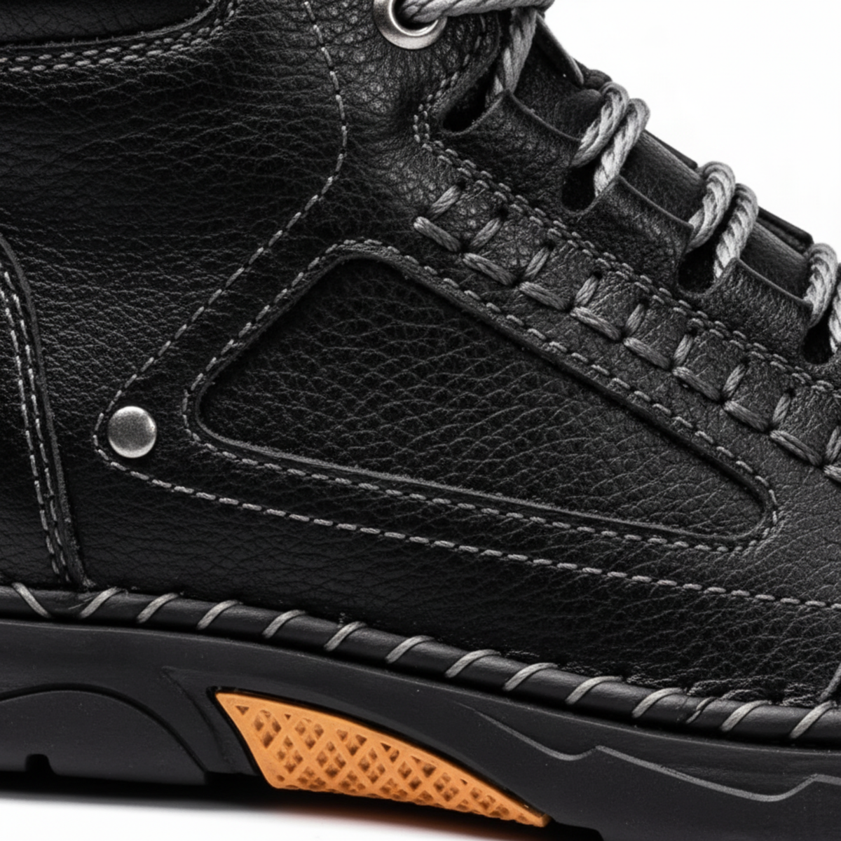Hamish | Men's Smooth Wide Fit Hiking Boot