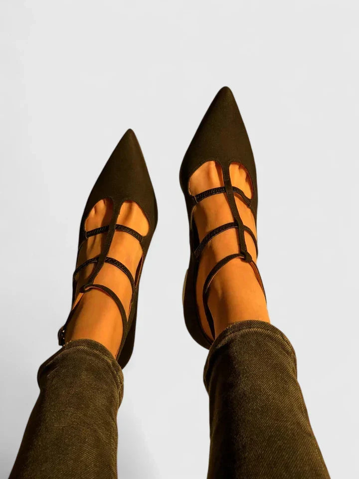 Roswitha | Women's Pointed Toe Ankle Strap Dress Shoe