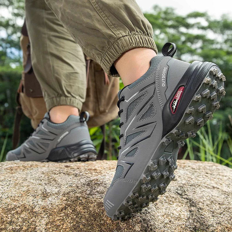 Viggo | Men's Lace Up Grooved Hiking Boot