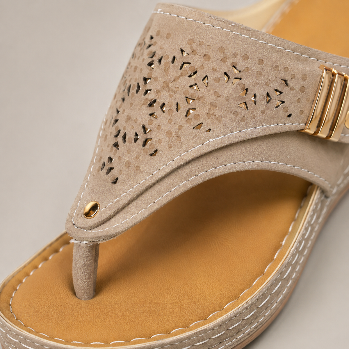 Eulalia | Women's Flat Contoured Sandal