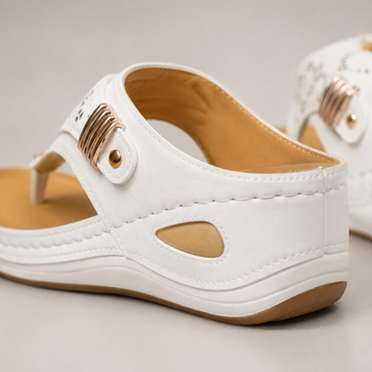 Eulalia | Women's Flat Contoured Sandal