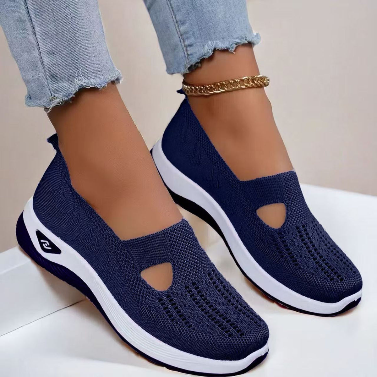 Ebba | Women's Mesh Slip on Sneaker