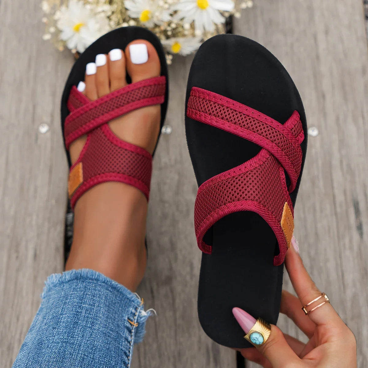 Helena | Women's Textured Mesh Slide
