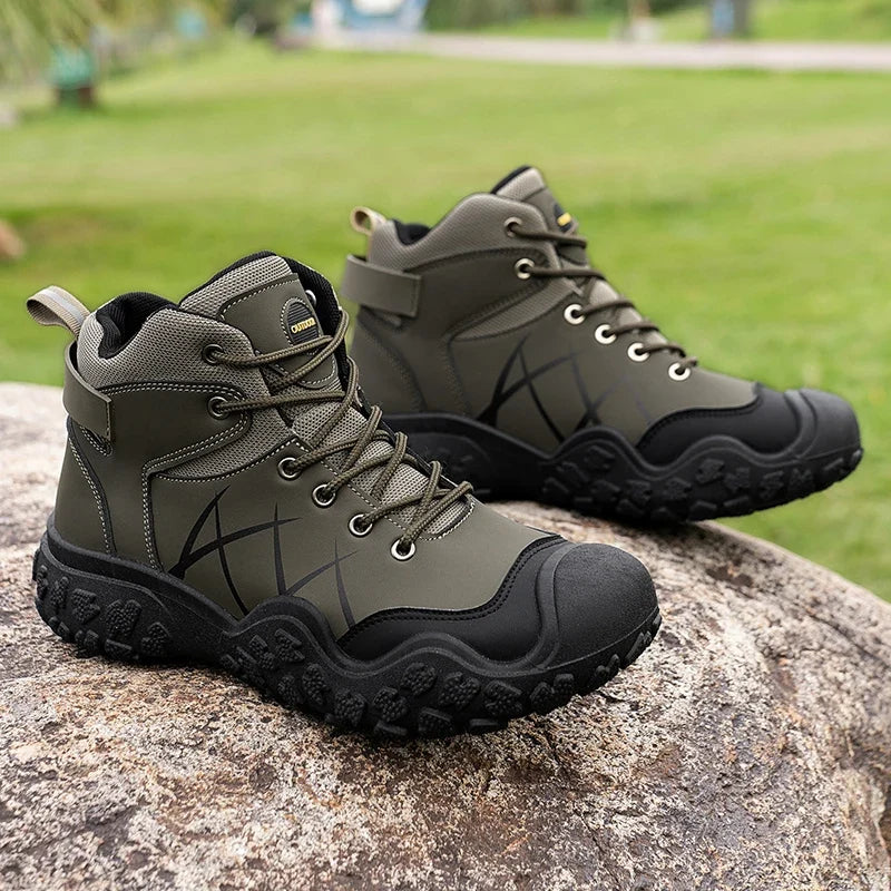 Sylvester | Men's Smooth Wide Fit Hiking Boot