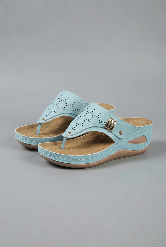 Yolanda | Women's Perforated Textured Flip Flop