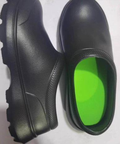 Alba | Women's Slip on Grooved Clog