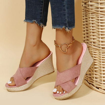 Martina | Women's Textured Synthetic Slipper